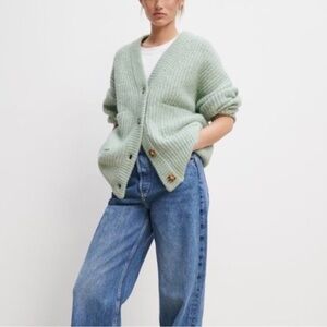 Zara Women's Sage Green Knit Cardigan